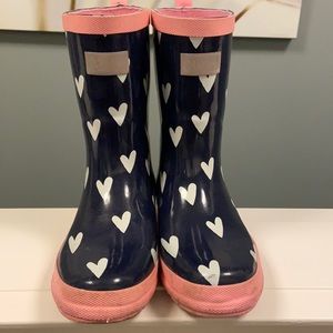 Hatley Rainboots - white hearts and pink trim US size 3